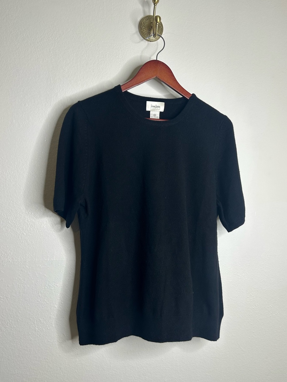 Neiman Marcus 100% Cashmere Black Knit Slouchy Short Sleeve Sweater Top